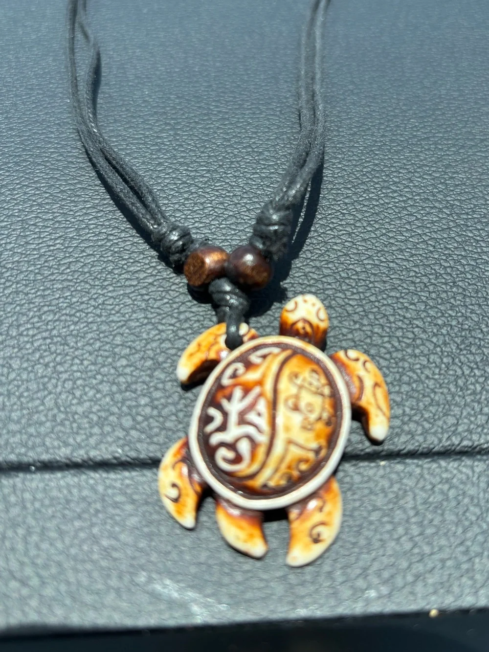 TAINO/PUERTO RICO TURTLE Necklace in Brown and black adjustable necklace - Picture 4 of 4